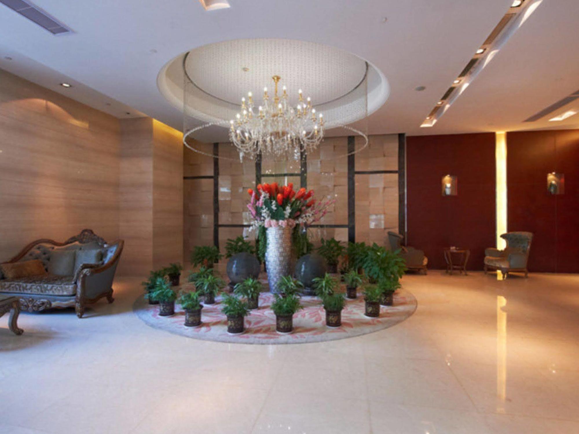 Belgravia Suites Wuxi  Bagian luar foto