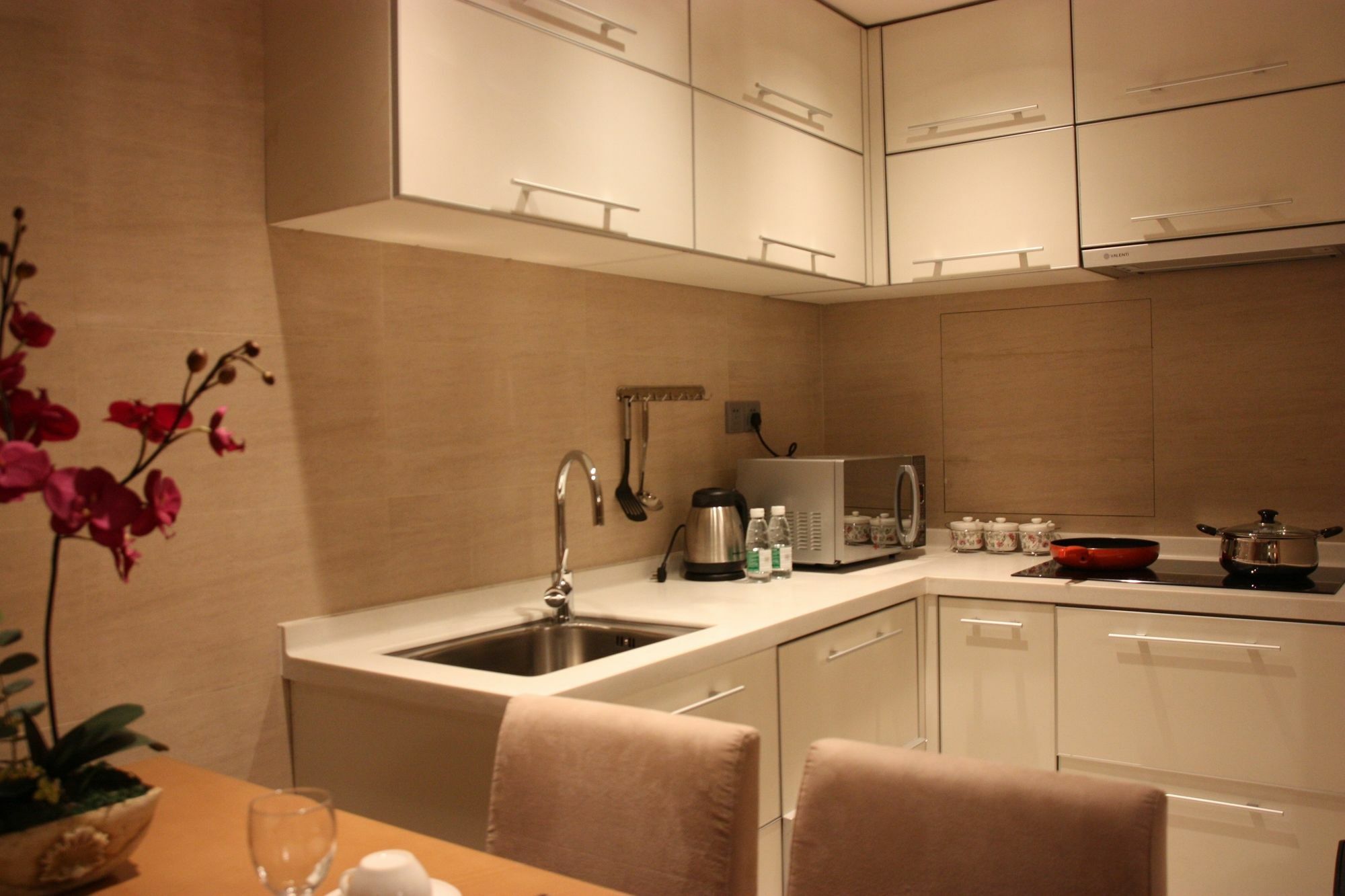 Belgravia Suites Wuxi  Bagian luar foto